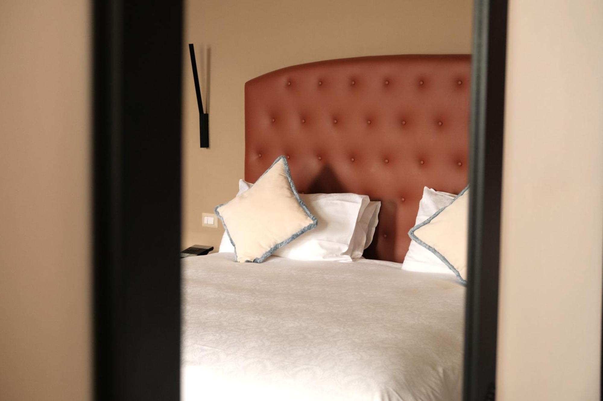 Hotel Royal Victoria, By R Collection Hotels Varenna Buitenkant foto